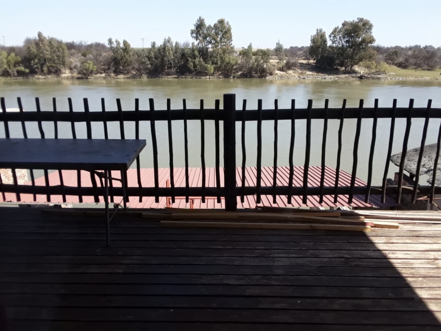 3 Bedroom Property for Sale in Bloemhof North West
